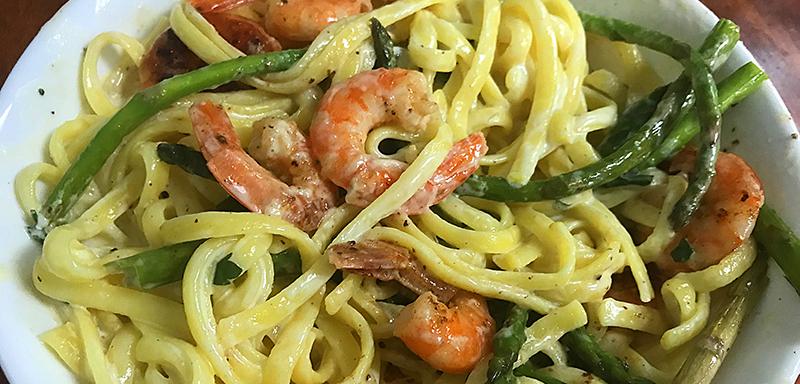 VIDEO RECIPE: Lemon Linguine Alfredo with Shrimp and Asparagus