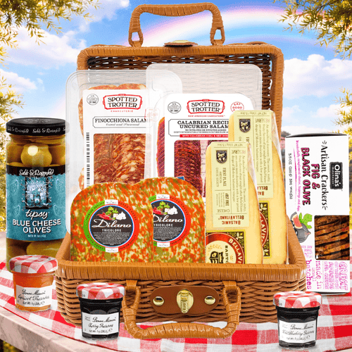 Supermarket Italy's La Dolce Picnic Basket.