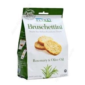 Italian rosemary and olive oil flavored crackers